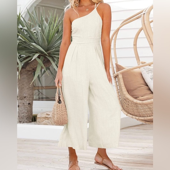 NWT One Shoulder white lined jumper size small New With Tags - Picture 9 of 11